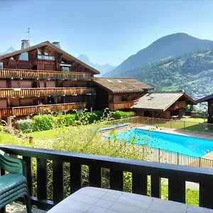  Appartement Meublé Avec Vue Sur Les Montagnes Et Piscine L'été France